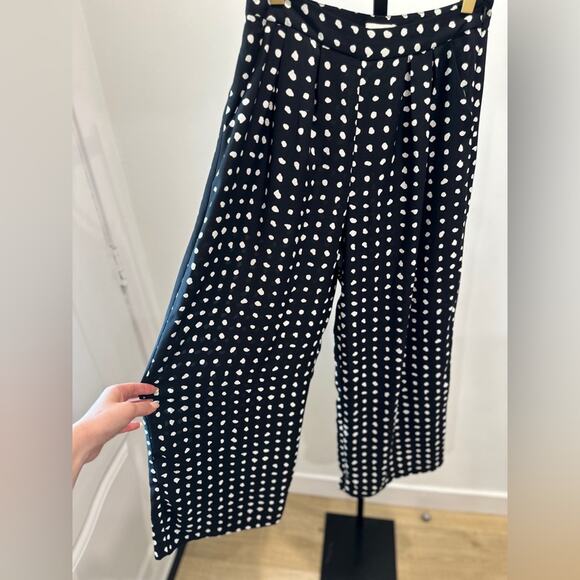 Storee polka dot pants, size xs. Worn twice! - Picture 5 of 10